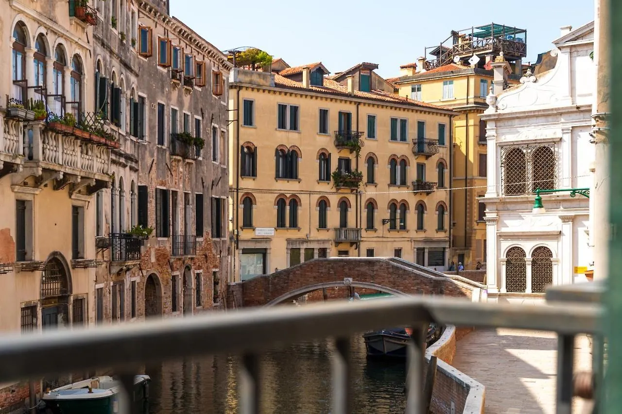 Ln Luxe Apartment Venice Canal View 0*,  Italy